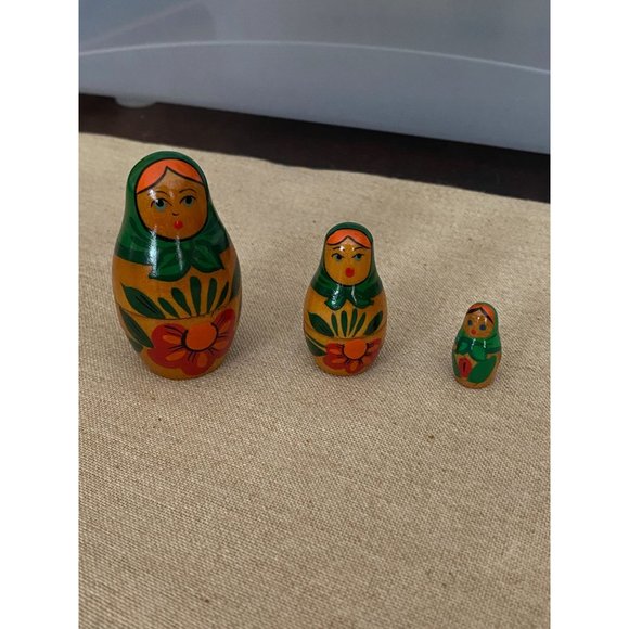 3 new vintage Russian nesting dolls - Picture 2 of 3